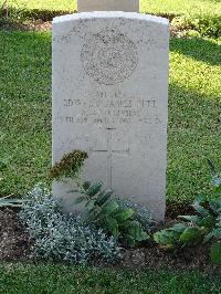 Salonika (Lembet Road) Military Cemetery - Pitt, Edward James